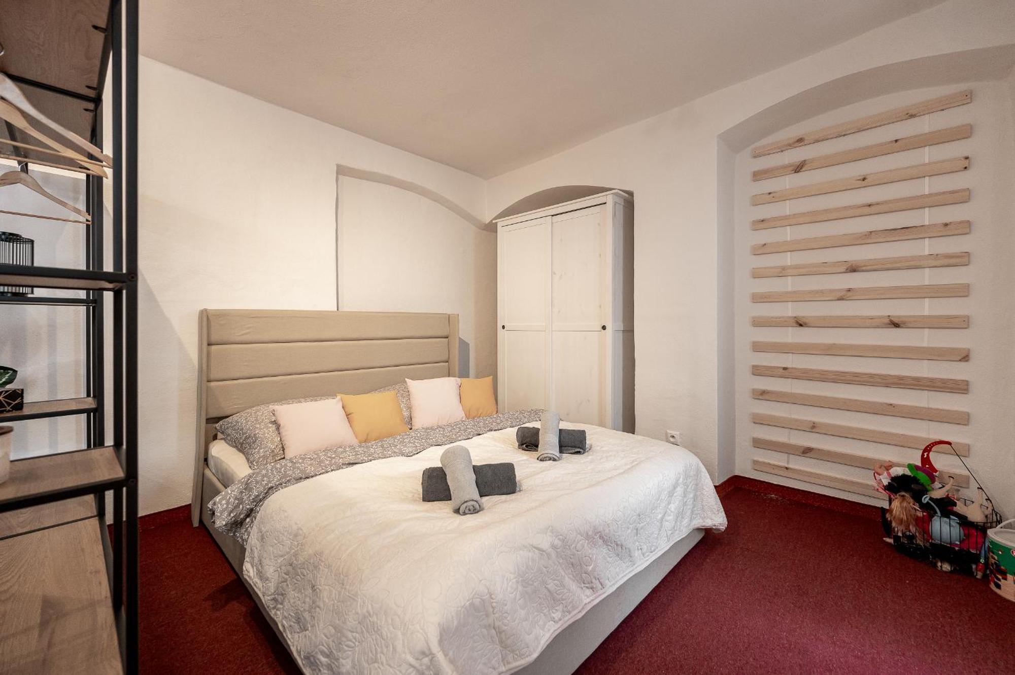 K1 Piatok Sobota Disco Cez Tyzden Tichy Apartman Košice Buitenkant foto