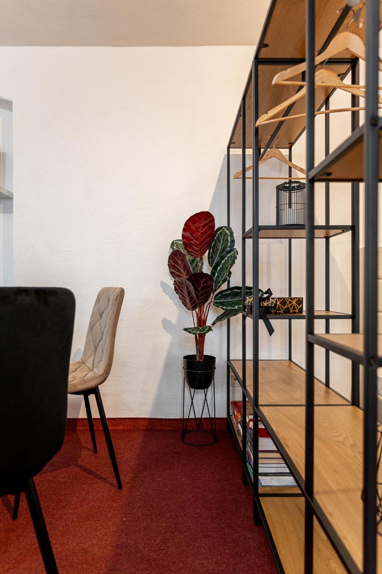 K1 Piatok Sobota Disco Cez Tyzden Tichy Apartman Košice Buitenkant foto